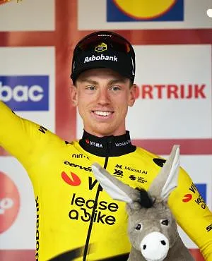 Matthew Brennan, vainqueur de Kuurne-Bruxelles-Kuurne : « C’est un honneur d’être comparé à Wout van Aert »