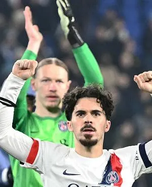 Vitinha met fin aux rumeurs de départ : « Ce serait une bêtise de partir »