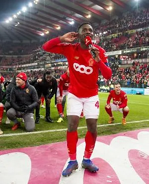 L’ancien joueur du Standard Paul-José M’Poku annonce mettre un terme à sa carrière