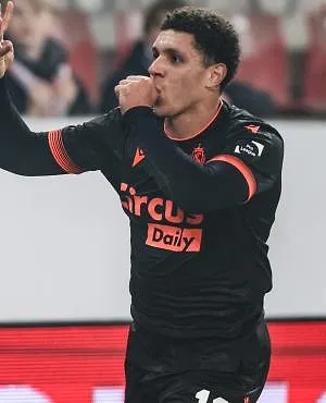 Pro League : en battant Zulte, le Standard revient à un point du top 6 (0-1)