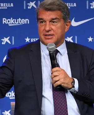 « Je comprends que cela fasse mal à Xavi… » : Joan Laporta riposte !