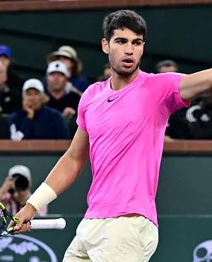 « Je suis fatigué de jouer Roger Federer à chaque match » : quand Alcaraz parle de ses adversaires !