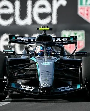 F1 Chine : Kimi Antonelli plus jeune poleman de l’histoire, Russell et les Ferrari en embuscade