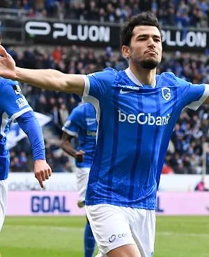 Pro League : Genk remporte le derby Limbourgeois et reste en vie pour les PO1 (1-0)