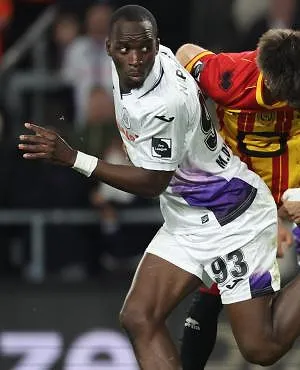 Moussa Diarra évoque son avenir à Anderlecht : « J’ai la tête ici pour l’instant » (vidéo)