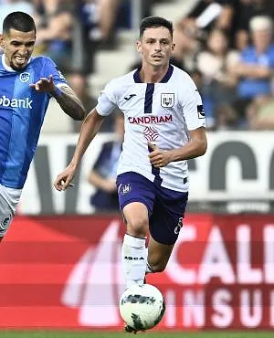 « Je veux réussir ici, à Anderlecht » : de retour avec les Futures, Alexis Flips veut encore y croire !