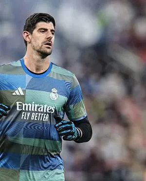 Catastrophe pour Courtois : il devrait être absent 6 à 8 semaines et pourrait manquer le choc contre le Bayern !