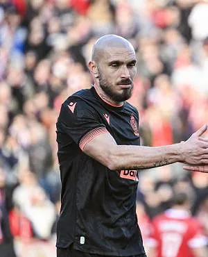 « Le destin a décidé de nous séparer » : Teddy Teuma officialise son départ du Standard !