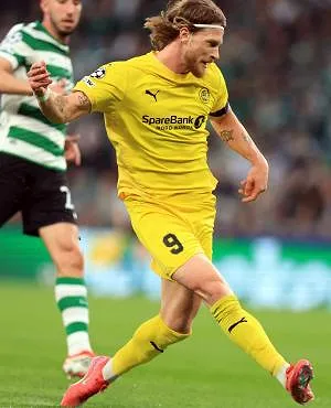 Kasper Høgh, l’attaquant de la belle surprise Bodo Glimt, a été appelé avec le Danemark !