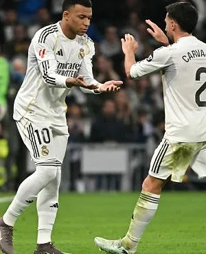 Kylian Mbappé rassure sur son genou et dit avoir « récupéré à 100 % »