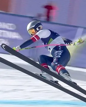 Lindsey Vonn raconte son calvaire : « Je ne pouvais pas bouger et j’ai hurlé pour qu’on m’aide »