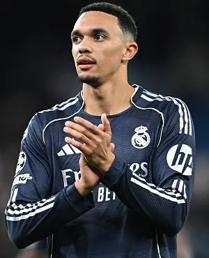 Pas repris avec l’Angleterre, Trent Alexander-Arnold exprime son mécontentement, Tuchel lui répond