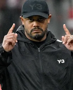 Loué par Guardiola, comment Kompany a séduit les dirigeants du Bayern : « Après une demi-heure, j’avais compris »