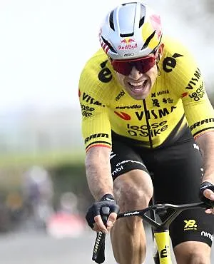 « La course faisait 150 mètres de trop » : une deuxième place frustrante pour Wout van Aert