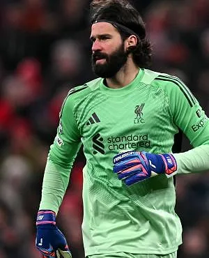 Liverpool va devoir composer sans Alisson Becker pour affronter le Paris Saint-Germain