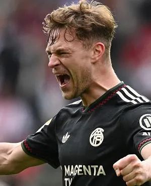 Incroyable : Le Bayern mené 2-0 à la 80ème, renverse Fribourg (2-3) et se rapproche un peu plus du titre !