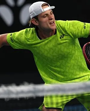 Zizou Bergs crée l’exploit à Monte-Carlo : le Belge écrase Rublev en deux sets ! (vidéo)