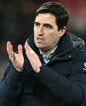 Un coach de premier plan sur le marché : Andoni Iraola va quitter Bournemouth !