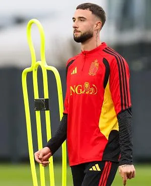 Zeno Debast attend la Coupe du monde avec impatience : « Notre objectif est de finir premier de groupe »