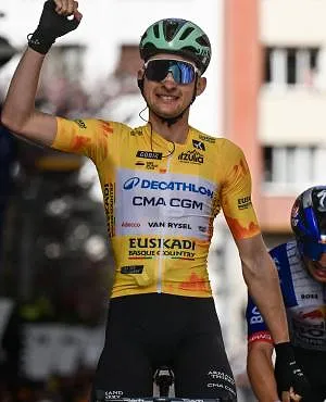 Christian Prudhomme donne « 90 % » de chances à Paul Seixas de participer au Tour de France