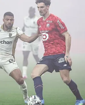 « C’est une machine ! » : Lille sous le charme de Thomas Meunier