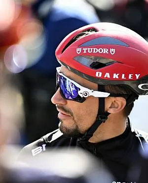 Liège-Bastogne-Liège : pour des raisons médicales, Julian Alaphilippe est contraint au forfait