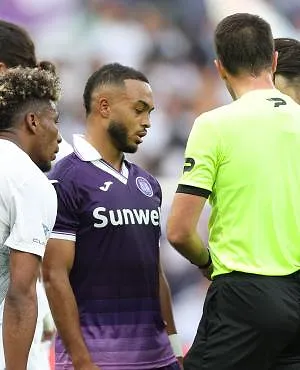 « Je ne comprends pas cette carte rouge » : Philippe Albert pas d’accord avec l’exclusion de Sardella !