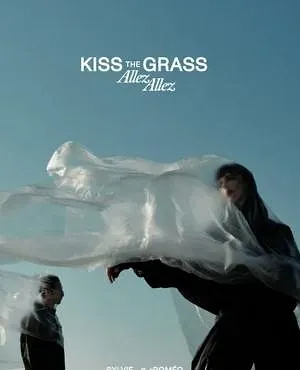 « Kiss the grass » : Découvrez le nouvel hymne des Diables Rouges à la Coupe du monde de Sylvie Kreusch et Roméo Elvis !