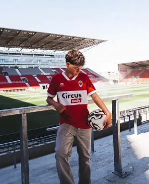 Belle surprise à l’Antwerp : le club offre un premier contrat professionnel au capitaine de l’équipe U15
