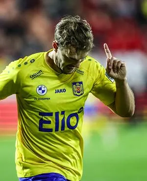 Fraîchement promu, Beveren prolonge deux cadres