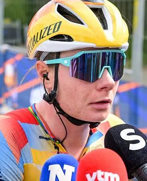 Lotte Kopecky frustrée d’être encore deuxième : « C’est bien mais ça ne nous sert à rien »