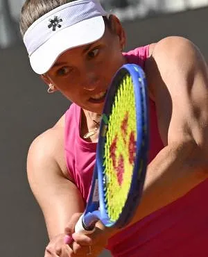 Fin de parcours pour Elise Mertens à Rome : elle est tombée en huitièmes contre Mirra Andreeva