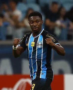 La Coupe du monde s’éloigne pour Amuzu, son club refuse de le libérer