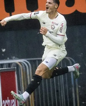 La FIFA valide le changement de nationalité de Matias Fernandez-Pardo !