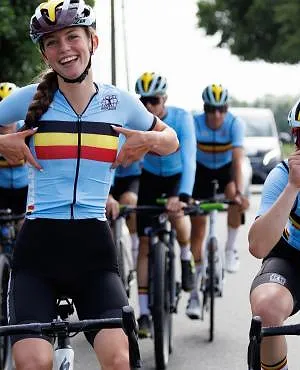 L’ancienne championne de cyclisme, Jilke Michielsen est décédée à seulement 19 ans