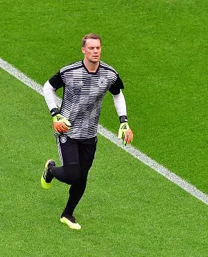 Incroyable : Manuel Neuer devrait sortir de sa retraite internationale et disputer la Coupe du monde avec la Mannschaft !