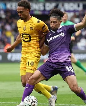 « Ne pas perdre est un point positif » : Nathan Saliba satisfait du point arraché contre Malines