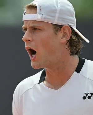 Zizou Bergs déclare forfait à Hambourg pour offrir « un peu de repos à son corps et son esprit » avant Roland-Garros