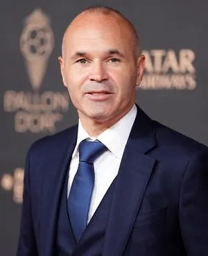 Andrés Iniesta lance sa carrière d’entraîneur !
