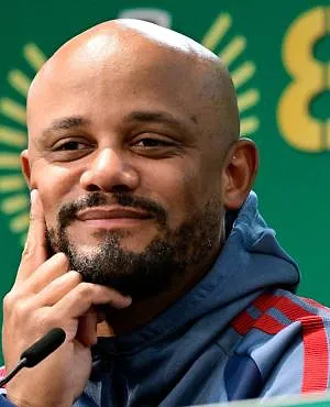 « Nous voulons ramener cette coupe à Munich » : Vincent Kompany vise le doublé domestique contre Stuttgart !