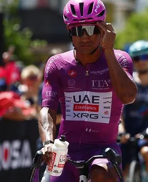 Abandon sur le Giro : Jhonatan Narvaez ne repartira pas avec le maillot cyclamen