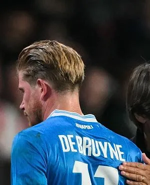 « Il ne devait certainement pas rester » : Kevin de Bruyne dézingue Antonio Conte !