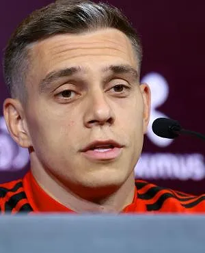 « Je suis en très bonne forme et j’espère pouvoir continuer pour le mondial » : Trossard un élément clé pour les Diables Rouges ?