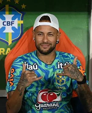 Carlo Ancelotti est optimiste pour Neymar : « Si tout va bien, il s’entraînera à nouveau avec le groupe la semaine prochaine »