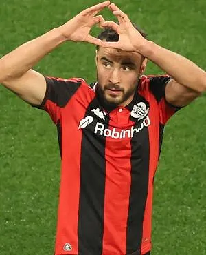 Charles Vanhoutte se rapproche déjà d’un départ de Nice !