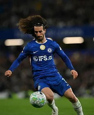 Le Real Madrid frappe un grand coup : Marc Cucurella va signer en provenance de Chelsea !