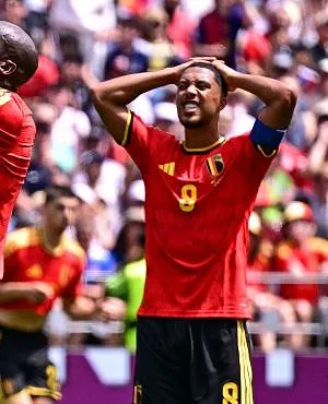« On n’a pas été assez tranchants » : Youri Tielemans regrette la première mi-temps