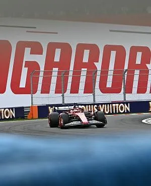 Formule 1 Hongarije: Charles Leclerc verrast McLaren en pakt pole position