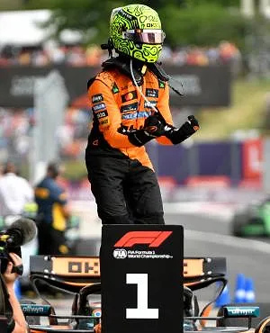 F1 Hongarije : Lando Norris blijft ploeggenoot Oscar Piastri voor en sluipt dichter in WK-stand