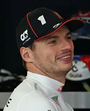 Niets houdt Max Verstappen tegen: hij wint een GT3-race